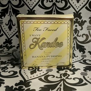 TooFaced I Want Kandee Banana Pudding face powder